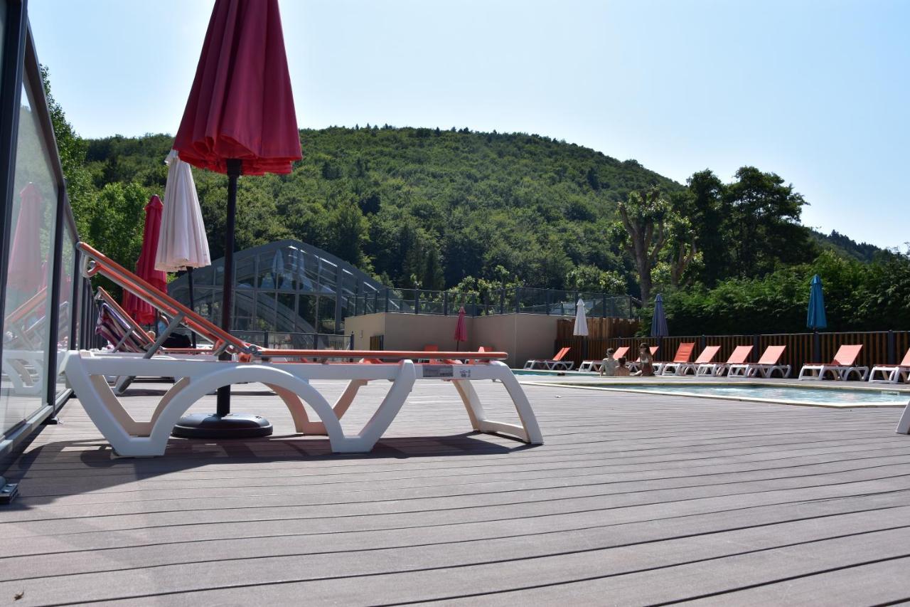 Hôtel Domaine du Lac Chambon Murol Extérieur photo
